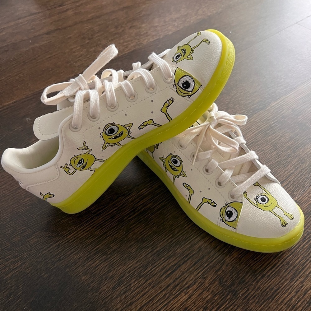 Rare Adidas Stan Smith Monsters Inc (Mike. M) shoes,